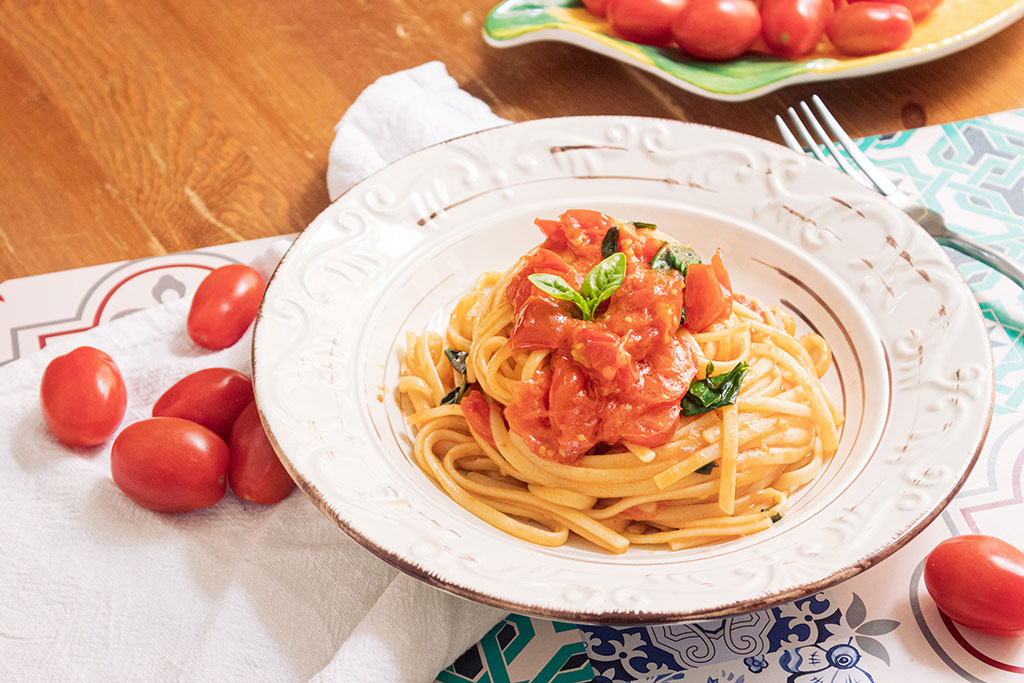 15 Linguine with fresh tomato sauce ricette pi per ricette italiane 